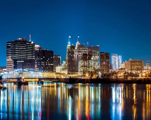 Newark moving guide