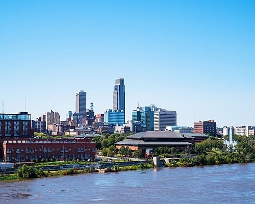 moving to Omaha guide