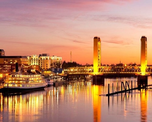 moving to sacramento guide